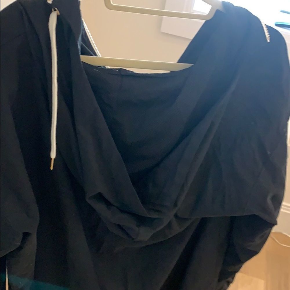 Rain jacket pull over - Picture 6 of 6